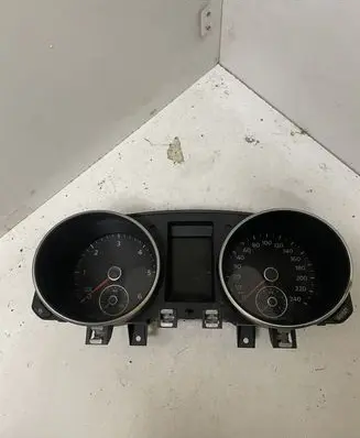 Volkswagen Golf VI Speedometer (instrument cluster) 5K00920870E