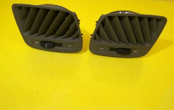 Audi A6 S6 C5 4B Dash center air vent grill 4B0819794 4B0819793