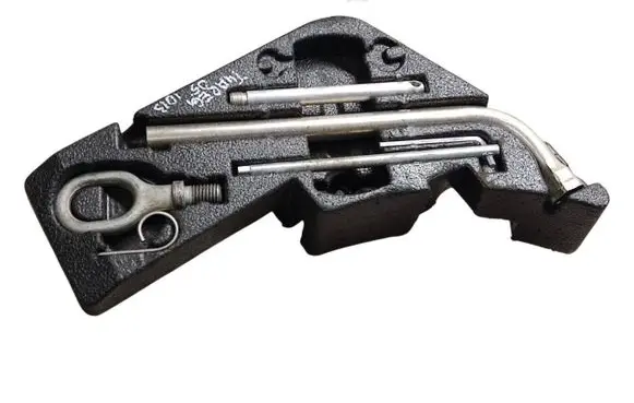 Volkswagen Touareg I Tool set 7L0012113 7L0012219