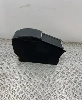 Volvo XC60 Armrest 