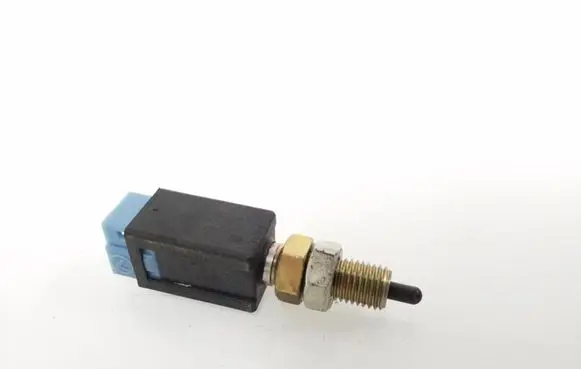 Clutch pedal sensor