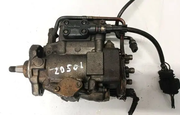Volvo S70 V70 V70 XC Fuel injection high pressure pump 074130110a