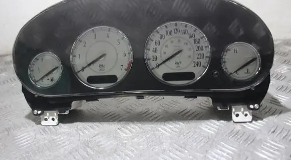 Chrysler 300M Speedometer (instrument cluster) P05026411AD