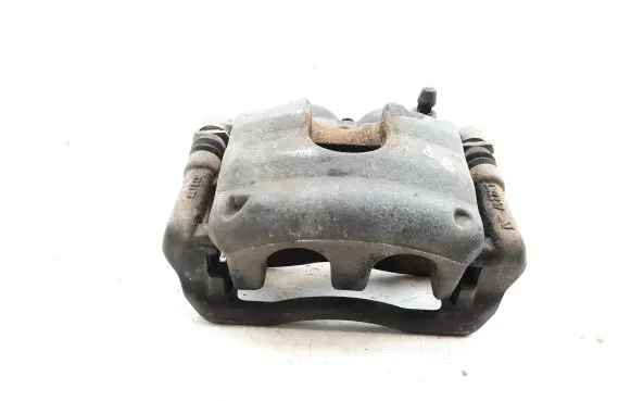 Toyota Hilux (AN120, AN130) Front brake caliper 82241M06
