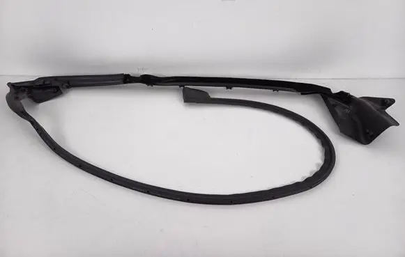 BMW 6 F06 Gran coupe Rubber seal rear door window/glass 7275320