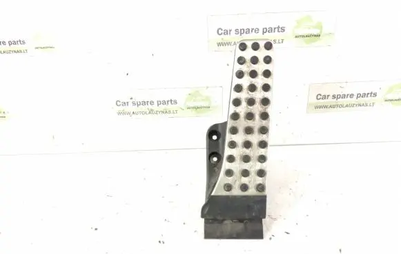 Mercedes-Benz GLC X253 C253 Accelerator throttle pedal 2533000104 A2533000104