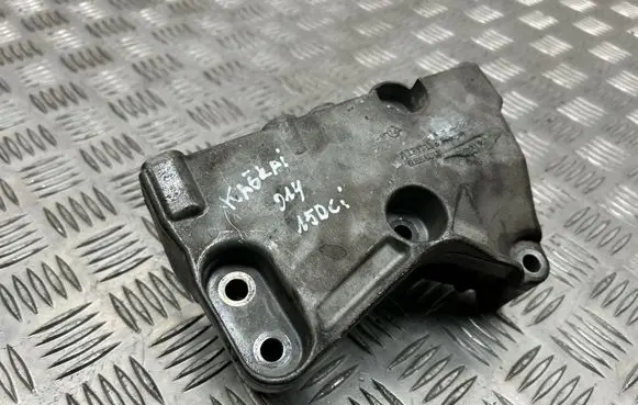 Nissan Qashqai Engine mounting bracket 112317173