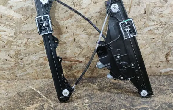 Opel Mokka B Front door window regulator with motor 9828130680 156201491G