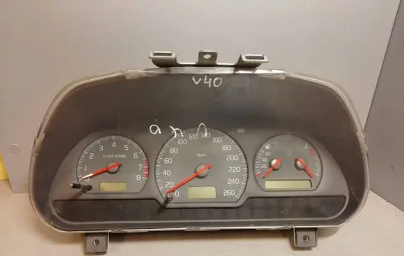 Volvo S40, V40 Speedometer (instrument cluster) 30857490F OP0244007 SW30887707