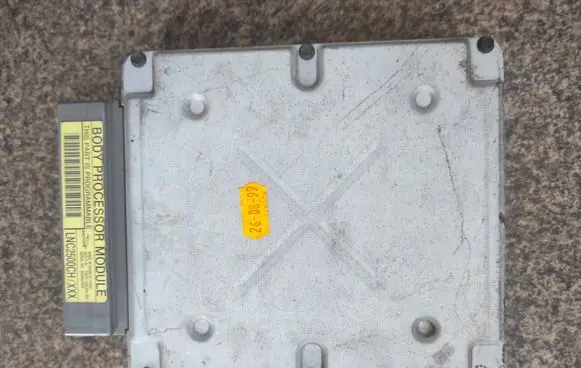 Jaguar XJ X308 Central body control module LNC2500CH 260899