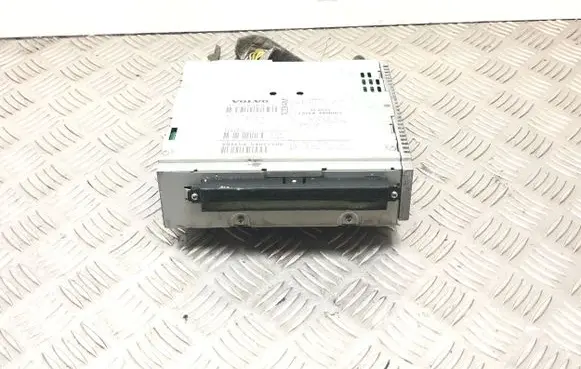 Volvo S40 Radio/CD/DVD/GPS head unit 307525691 V04650 54027200
