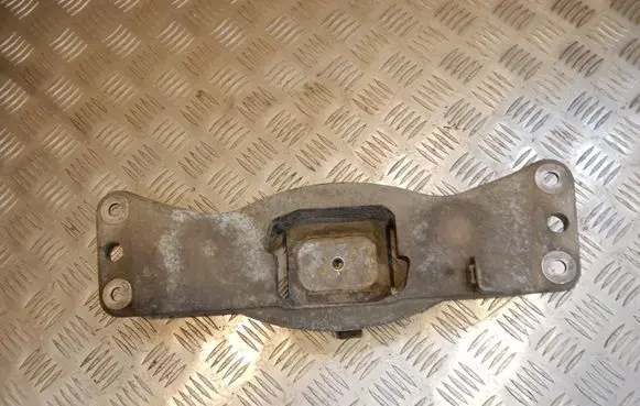 BMW 5 E60 E61 Gear shift cable bracket 6769634 38266