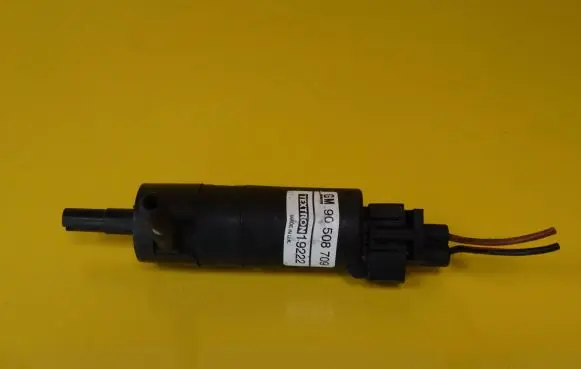 Opel Signum Headlight washer pump 90508709