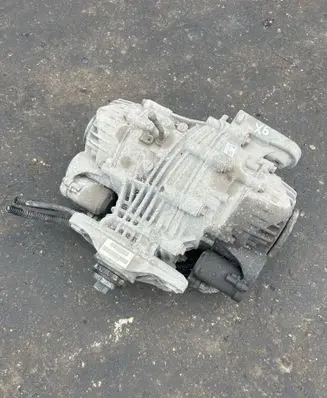 BMW X6 E71 Rear differential 7595261