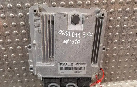 Renault Laguna III Engine control unit/module S25081510 0281014354 8200726880