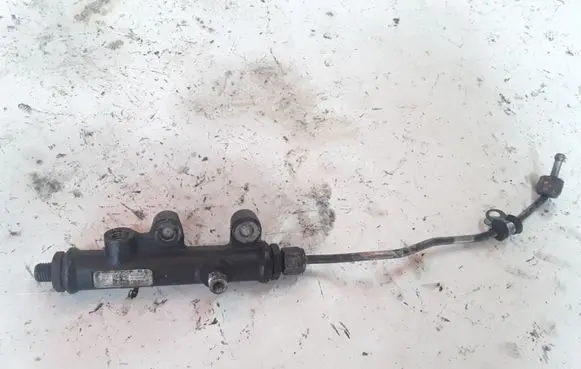 Land Rover Discovery 3 - LR3 Fuel main line pipe A2C20001297 5WS40128 4R8Q9C066AE
