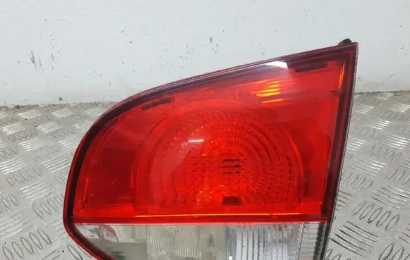 Volkswagen Golf VI Tailgate rear/tail lights 5K0945260 89090386R 8K0945108