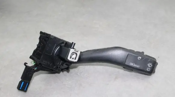 Volkswagen Jetta V Wiper control stalk 1K0953519A