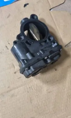 BMW 7 G11 G12 Throttle valve 8512452 A2C18294400