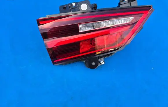 BMW X2 F39 Tailgate rear/tail lights 7420747