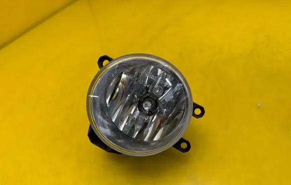 Toyota Yaris Front fog light 8122002110