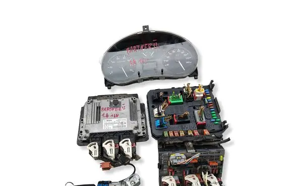Peugeot Partner Engine control unit/module 9675495080