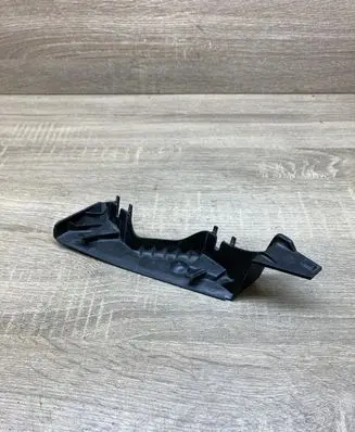 Volkswagen PASSAT B6 Front bumper mounting bracket 3C0807723