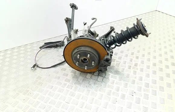 Rear wheel hub spindle/knuckle