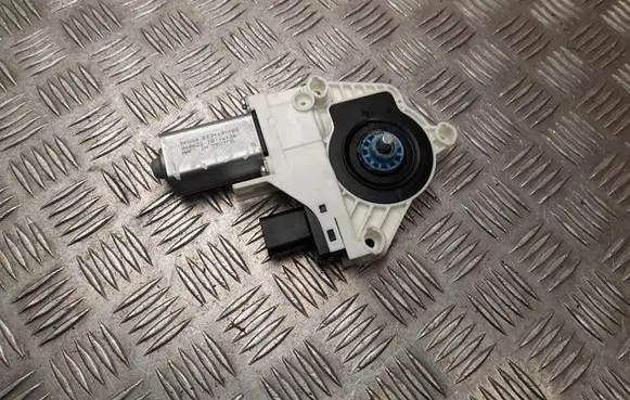 Tesla Model Y Rear door window regulator motor E73119103