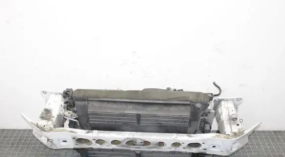 Ford Focus Radiator set 6G917A095AD 0130308448