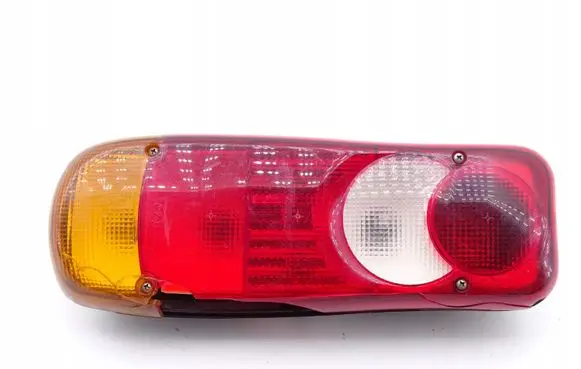 Renault Master II Rear/tail lights
