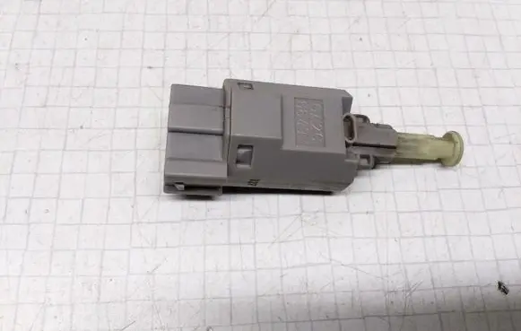 Mazda 626 Brake pedal sensor switch GA2C6649Y