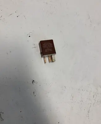 Coolant fan relay