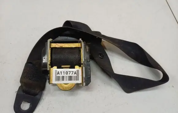 Opel Astra F Front seatbelt 90286922
