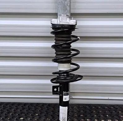 BMW X4 G02 Front shock absorber/damper 6890944
