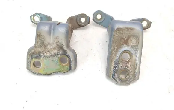 Suzuki Liana Front door hinge set ZE9D05