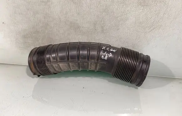 Volvo XC70 Air intake hose/pipe 6898050