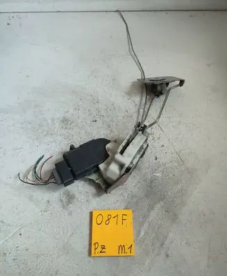 Opel Agila A Front door lock 8378179
