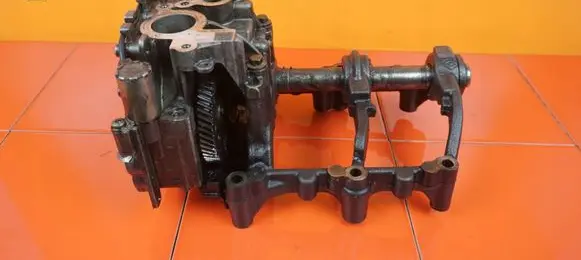 Nissan Navara D23 Oil pump 150003022R 19XZ2