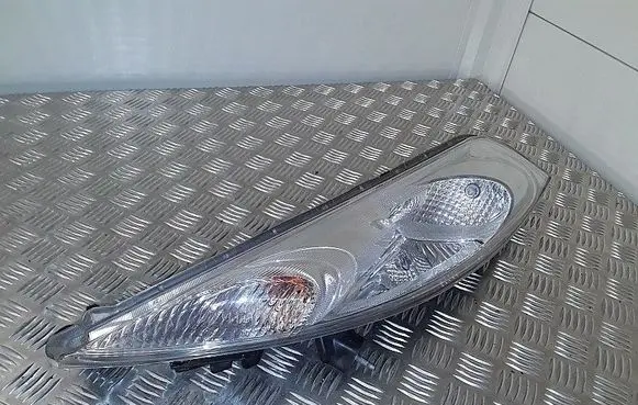Headlight/headlamp