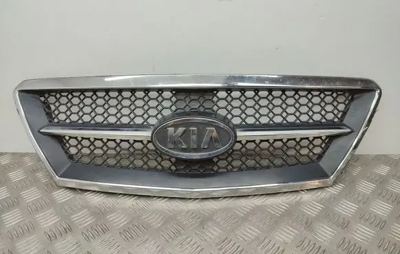 KIA Sorento Front bumper upper radiator grill 863503E020