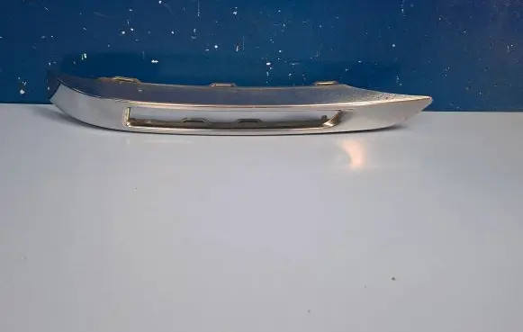 Mercedes-Benz GLK (X204) Front fog light trim/grill A2048853374