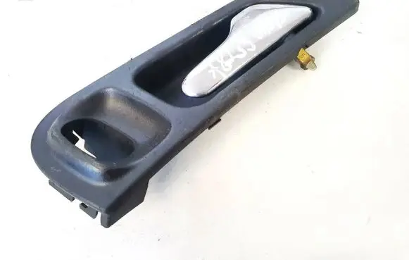 Mercedes-Benz C W203 Rear door interior handle a3183
