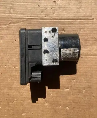 Chevrolet Orlando ABS Pump 13349239 10020604304
