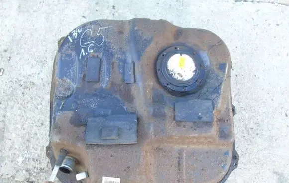 Hyundai i30 Fuel tank 31100A6900