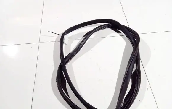 Honda CR-V Rubber seal rear door 