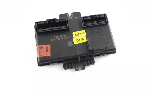 Ford Mustang Mach-E Air conditioner control unit module LJ8T18C612AG