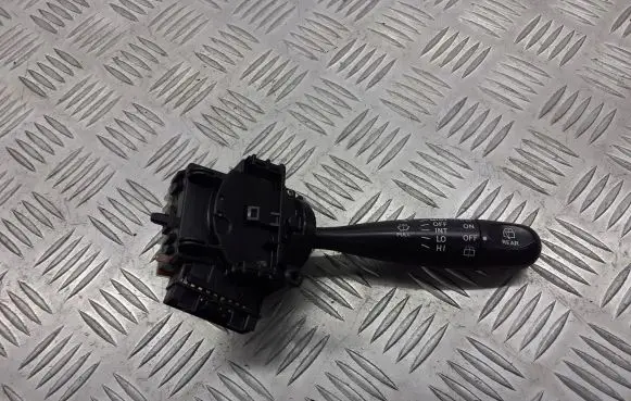 Toyota Yaris Wiper switch 173647
