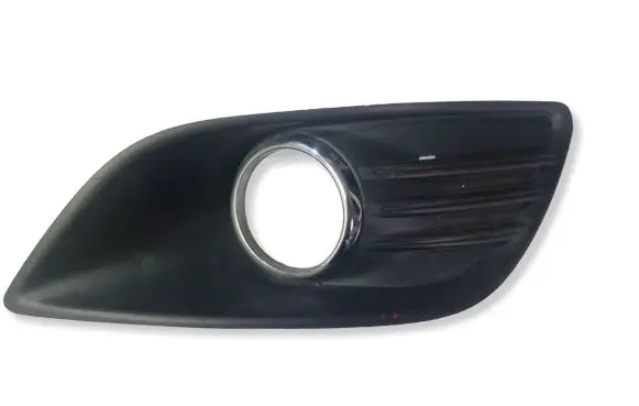 Ford Focus Front fog light trim/grill 8M51R19952A