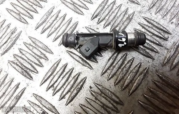 Opel Meriva A Fuel injector 25313846